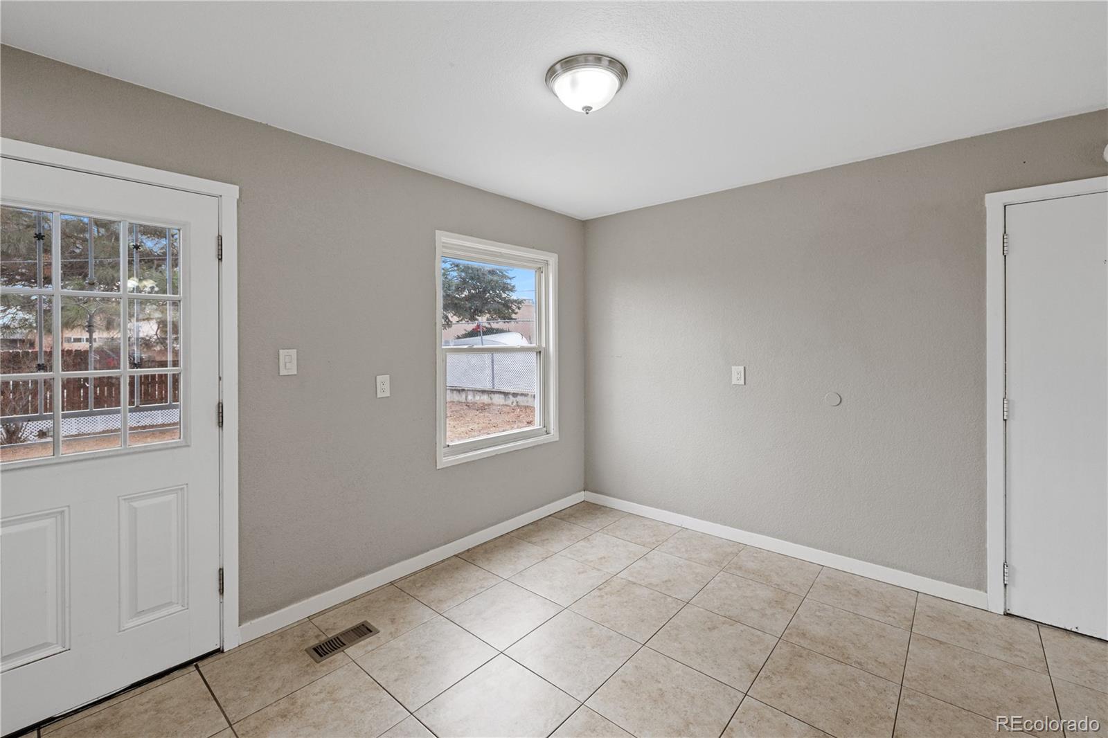 2821 Casden Circle