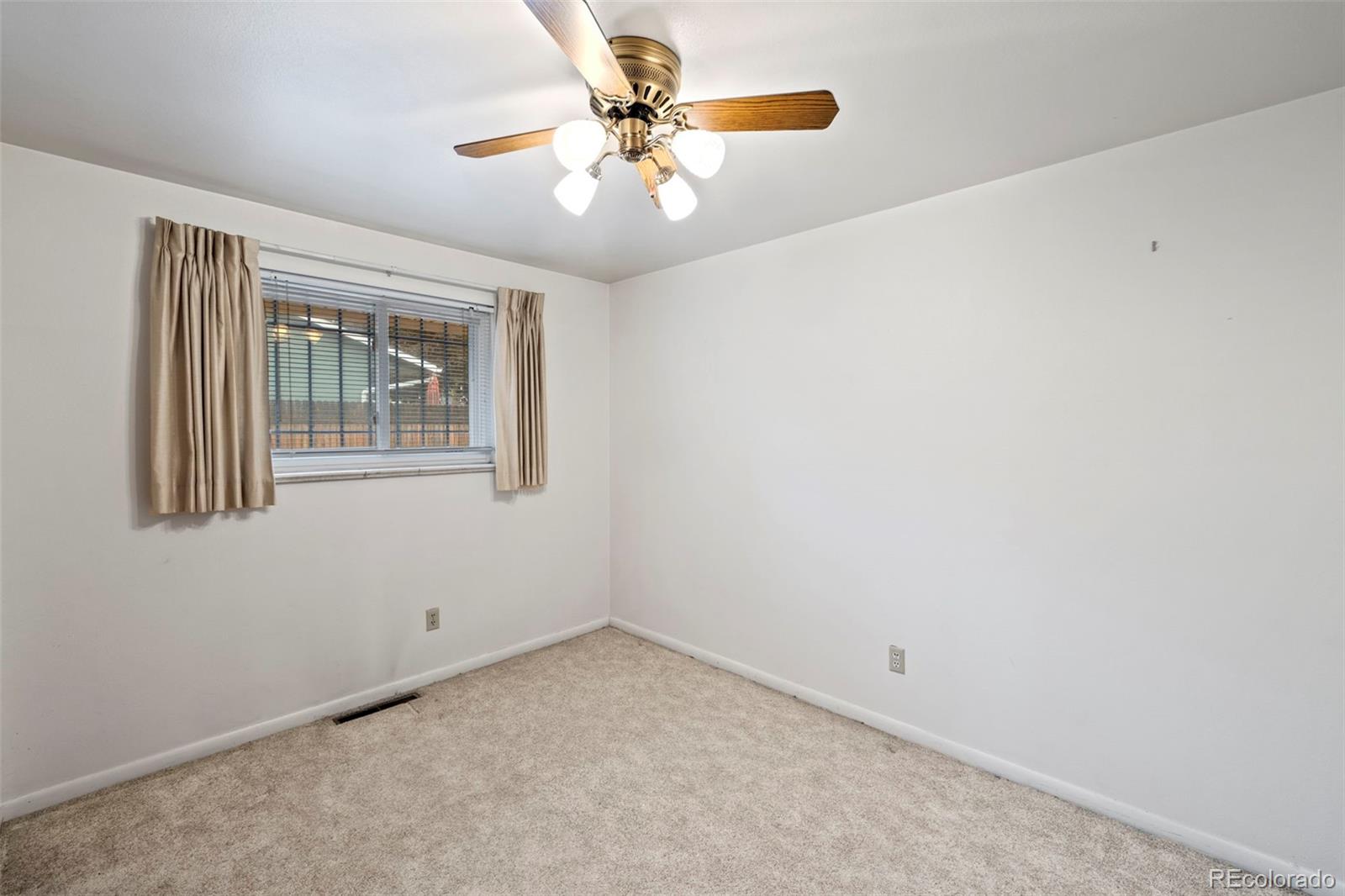 2043 Patrician Way