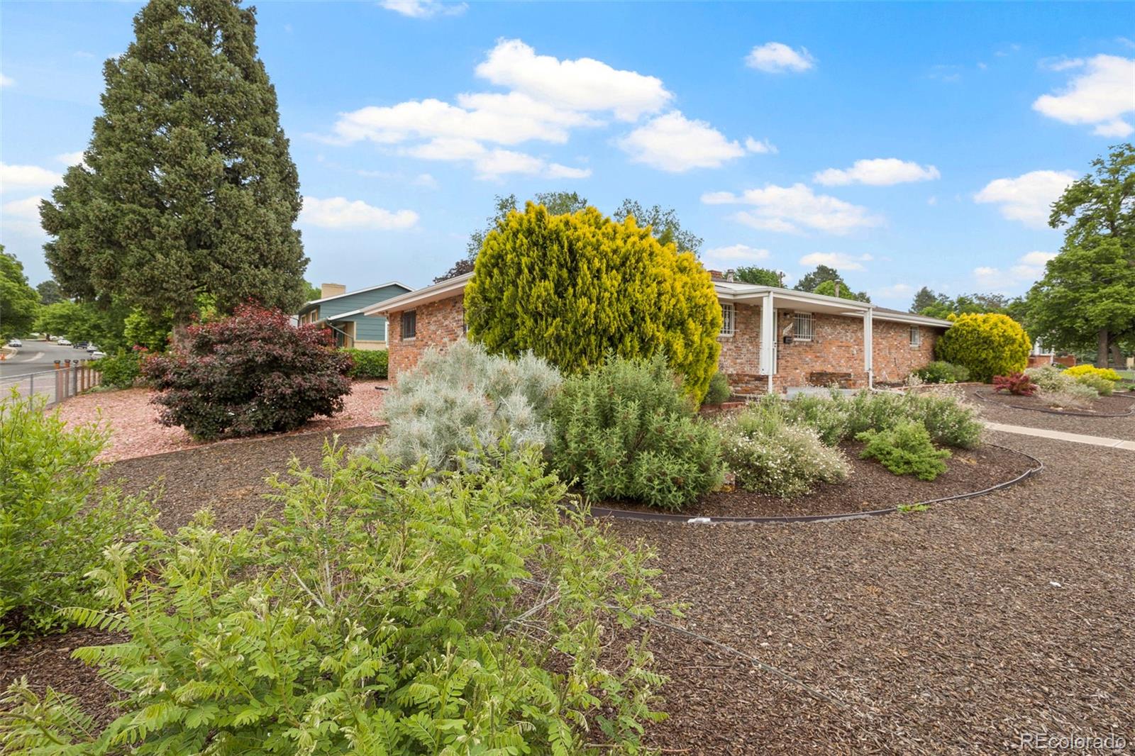 2043 Patrician Way