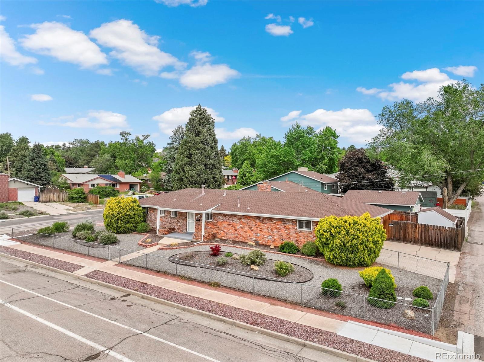2043 Patrician Way