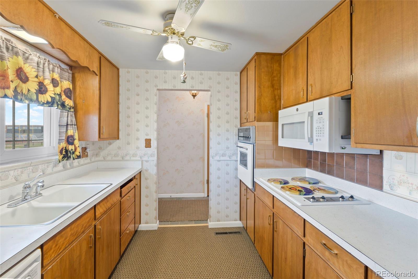 2043 Patrician Way