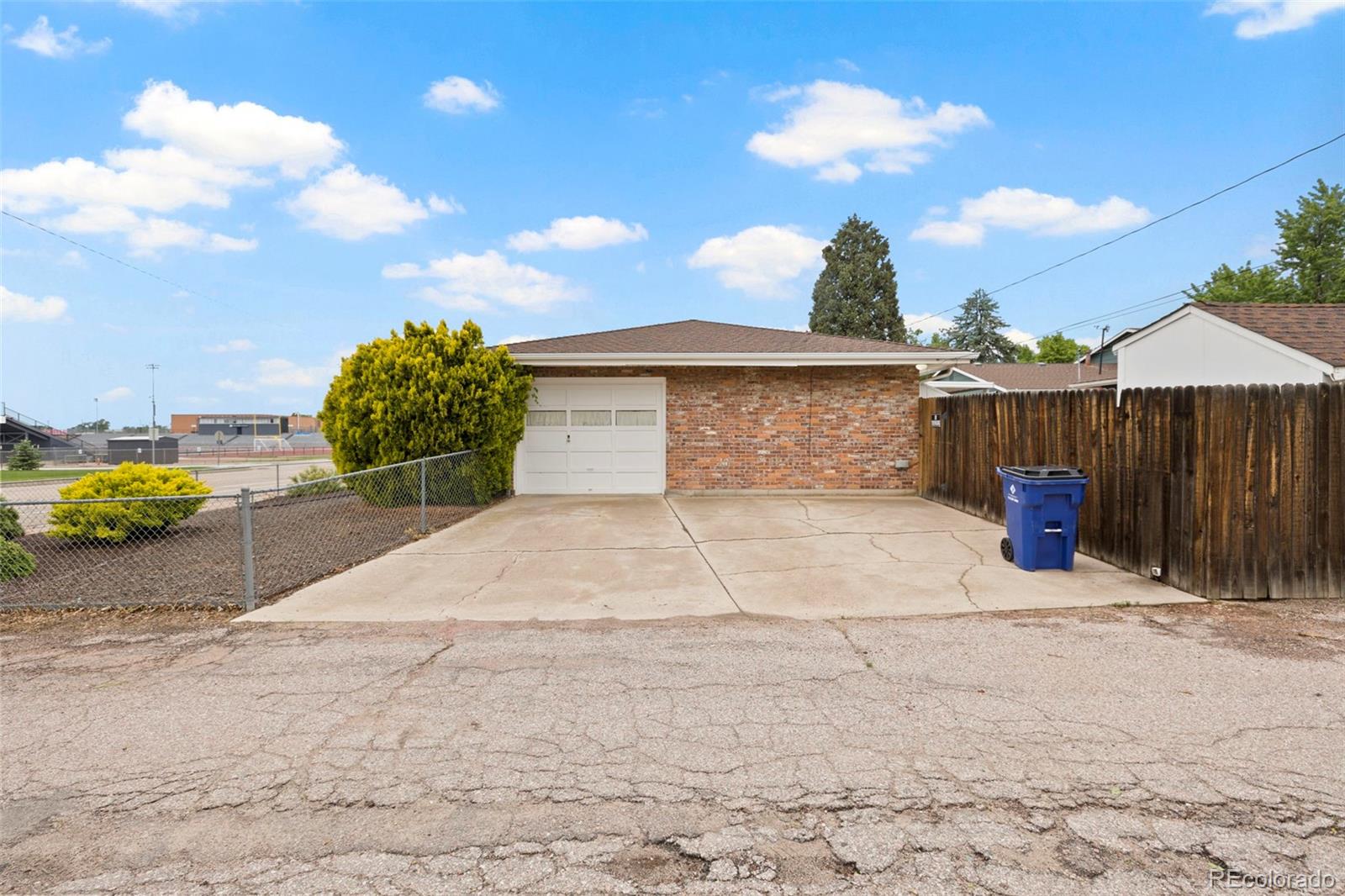 2043 Patrician Way