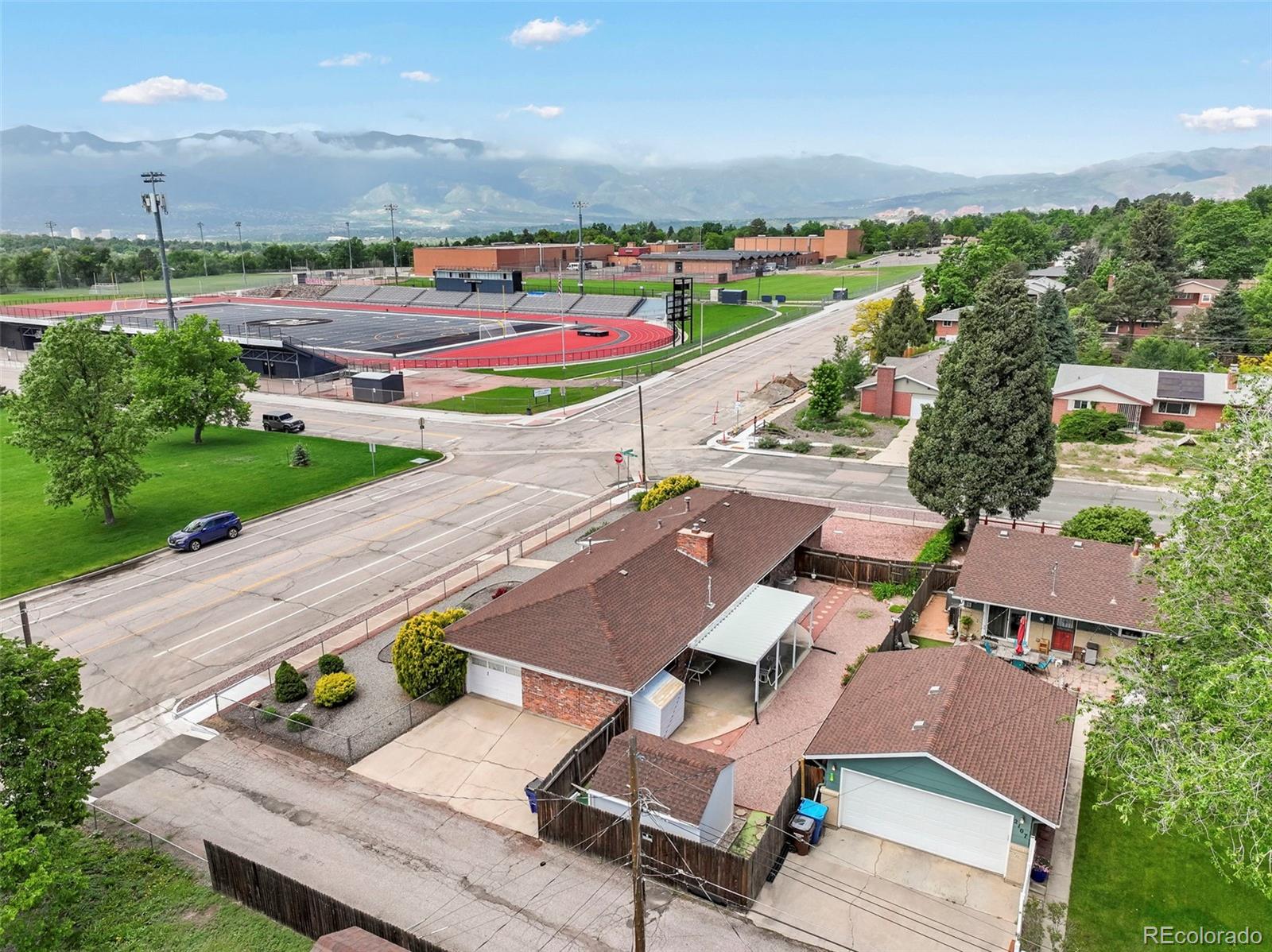 2043 Patrician Way
