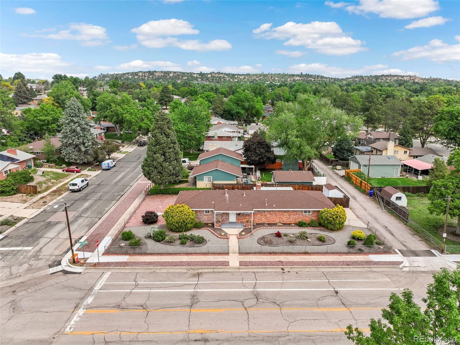 2043 Patrician Way