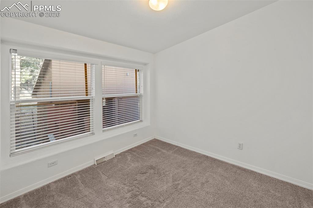 46 Kingston Circle