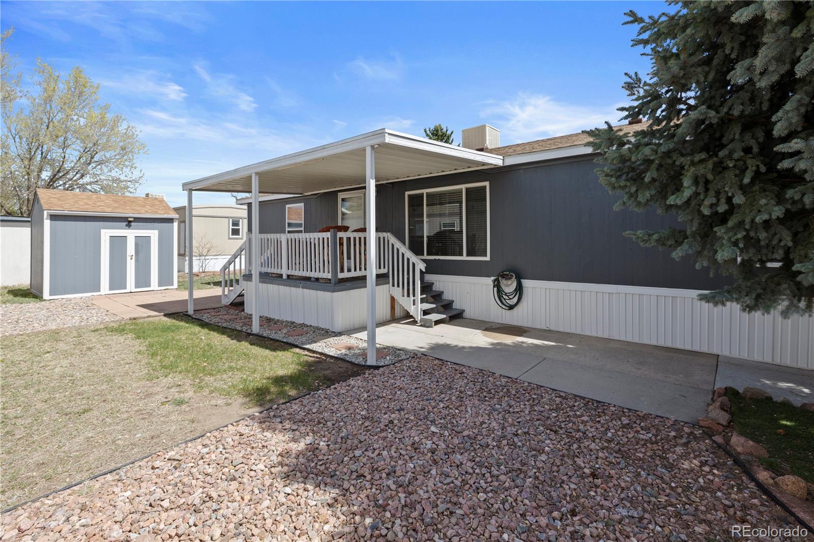1095 Western Drive