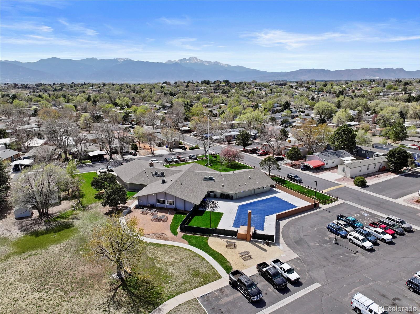 1095 Western Drive