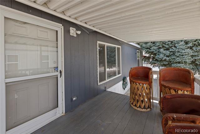 1095 Western Drive