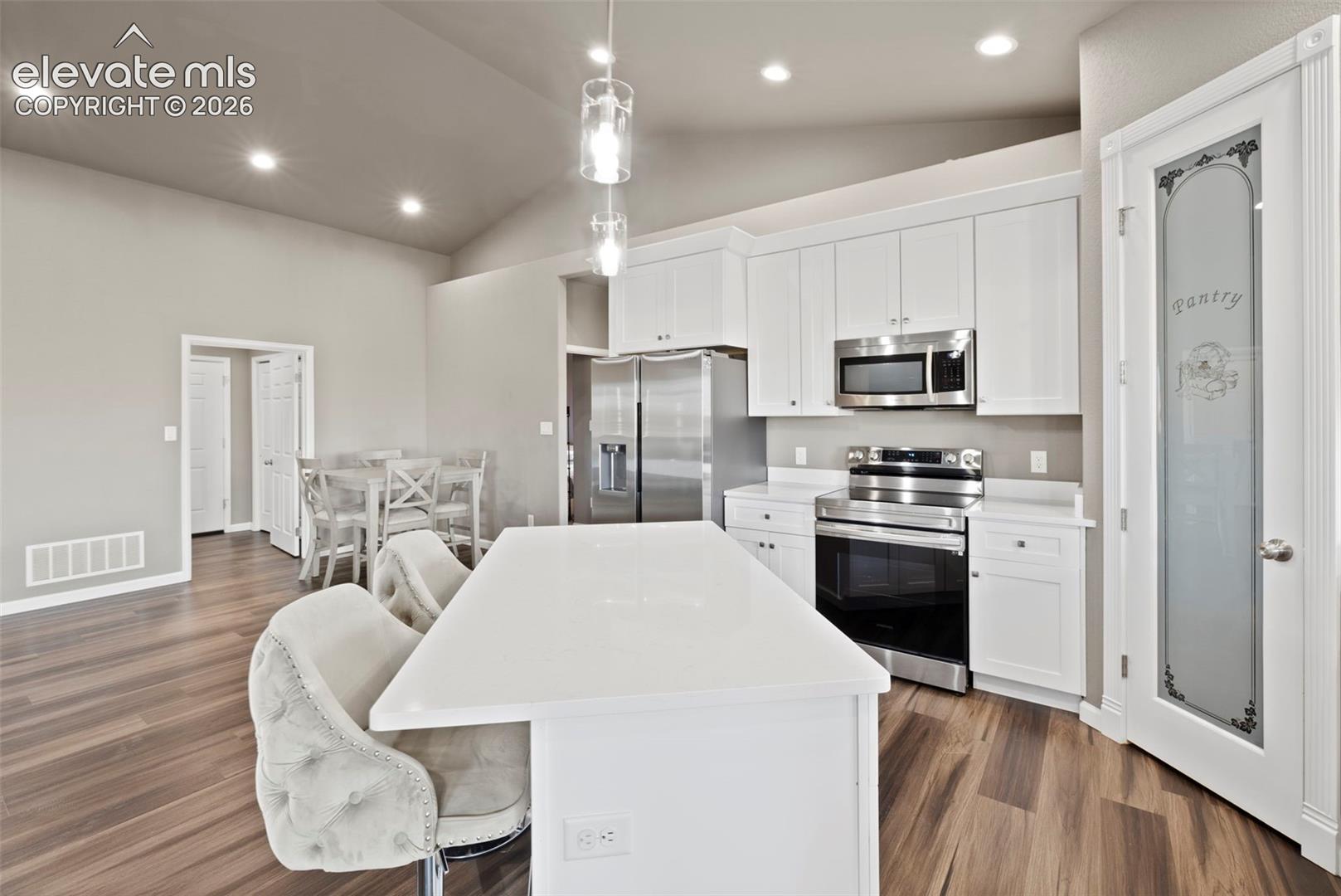 1461 Ithaca Drive