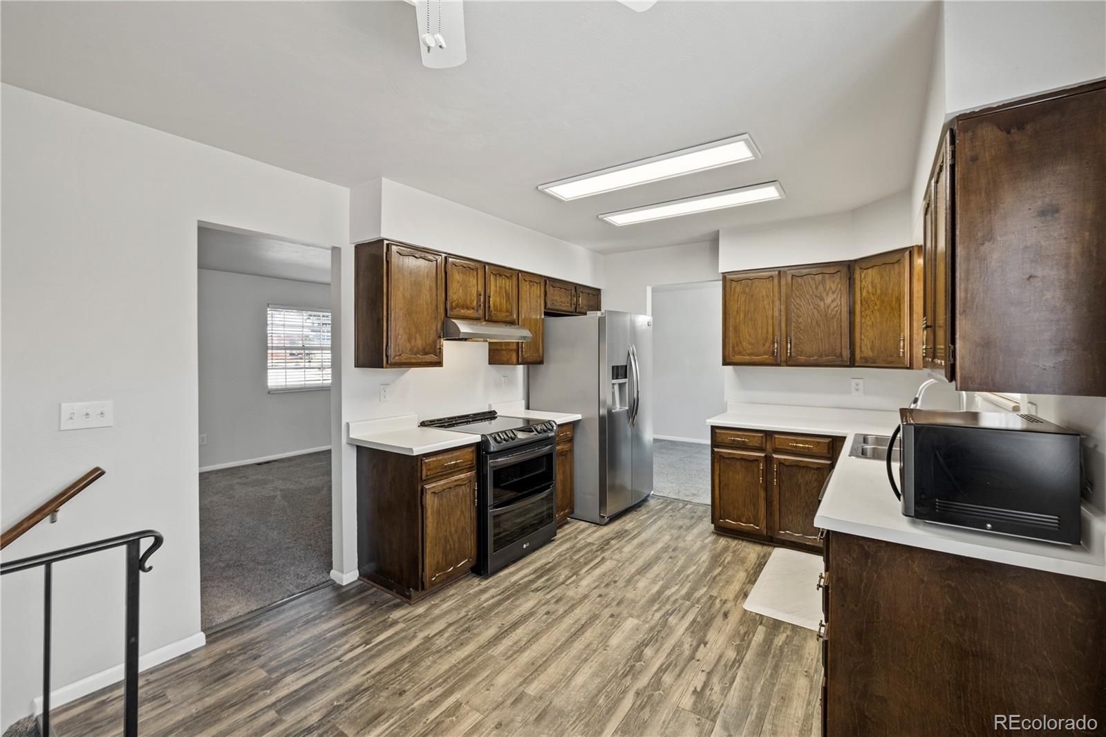 2850 Villa Loma Drive
