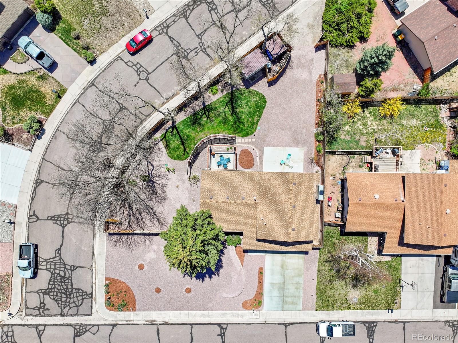 2850 Villa Loma Drive