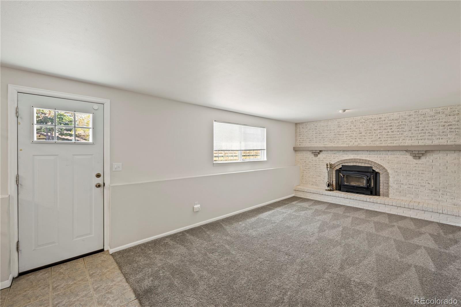 2850 Villa Loma Drive