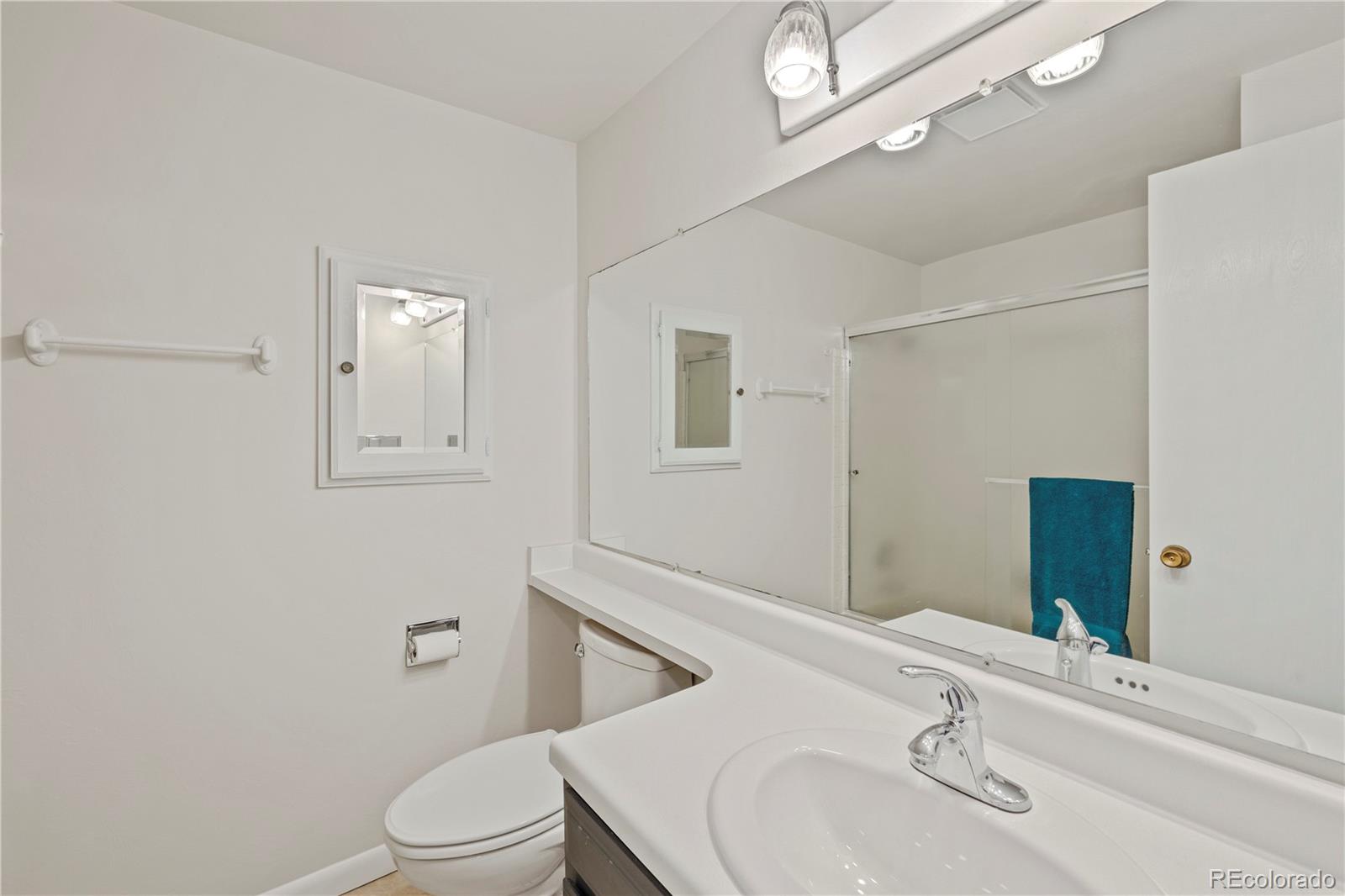 2850 Villa Loma Drive