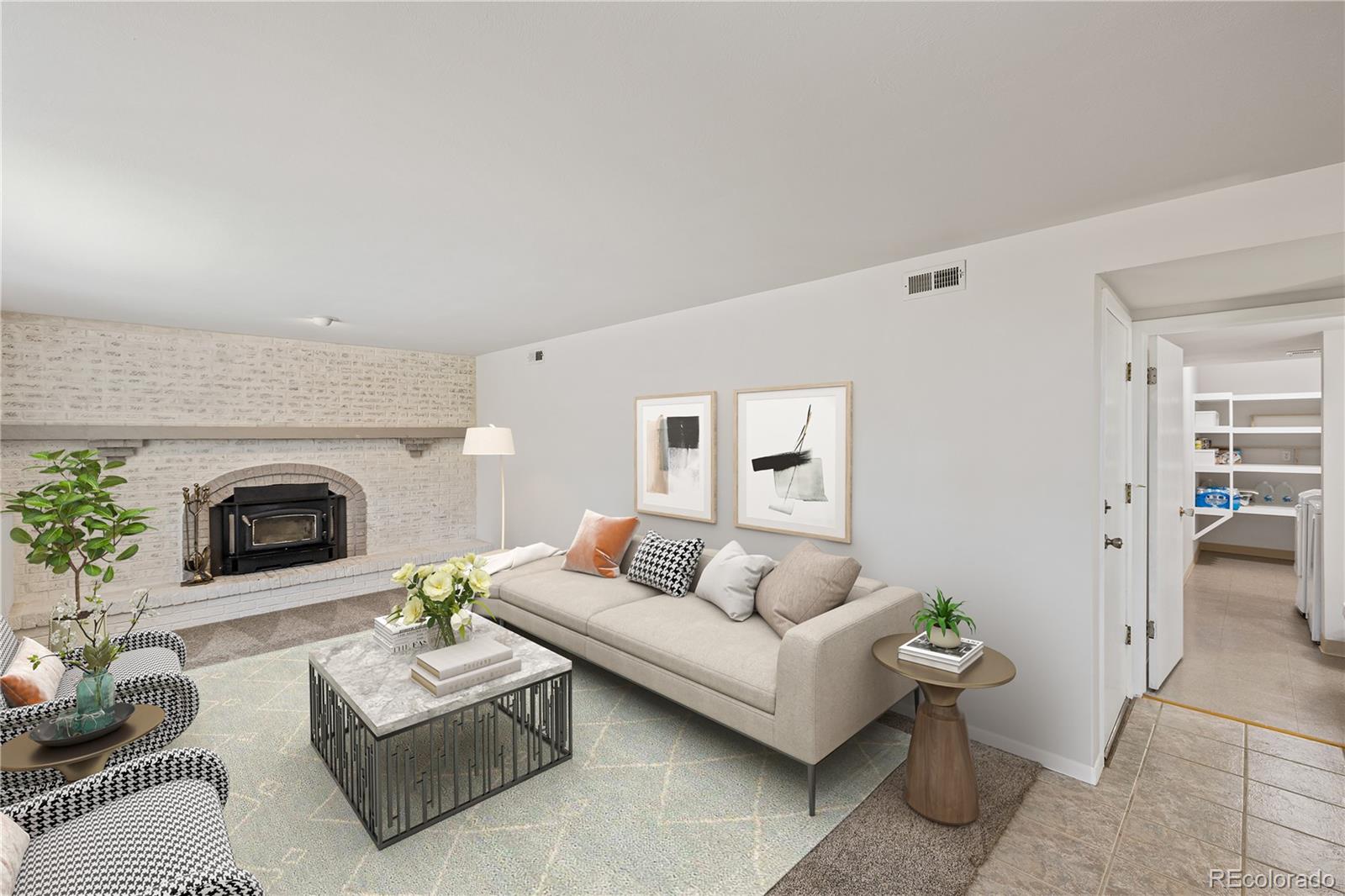 2850 Villa Loma Drive