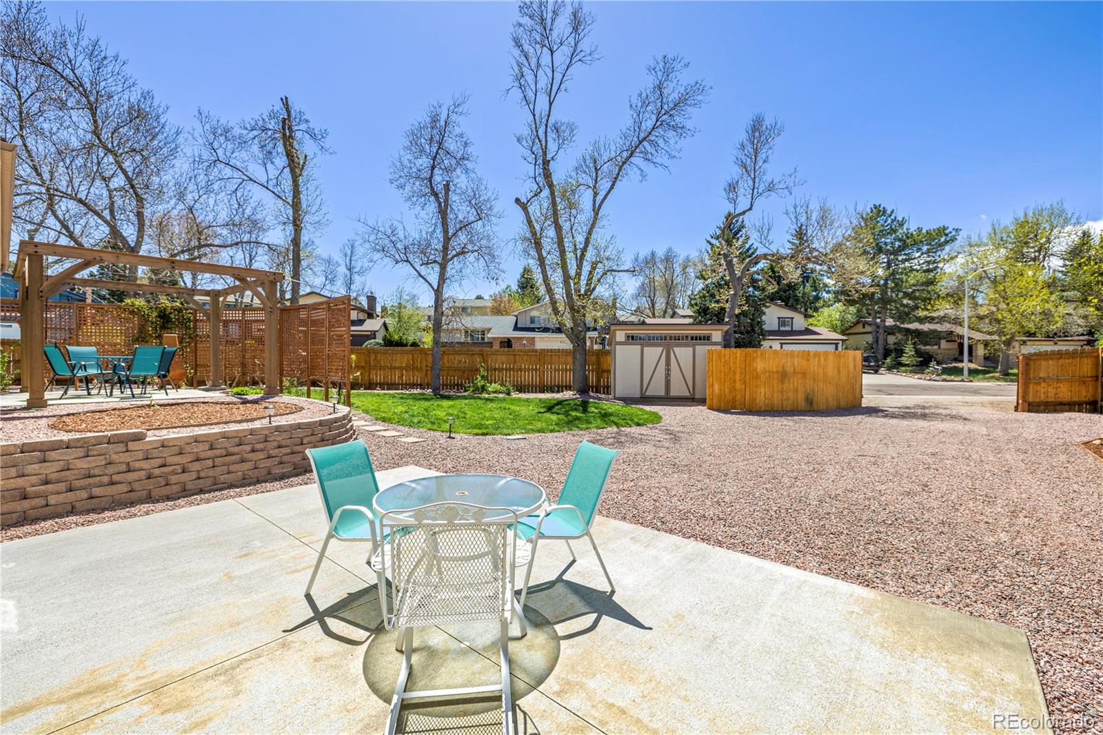 2850 Villa Loma Drive