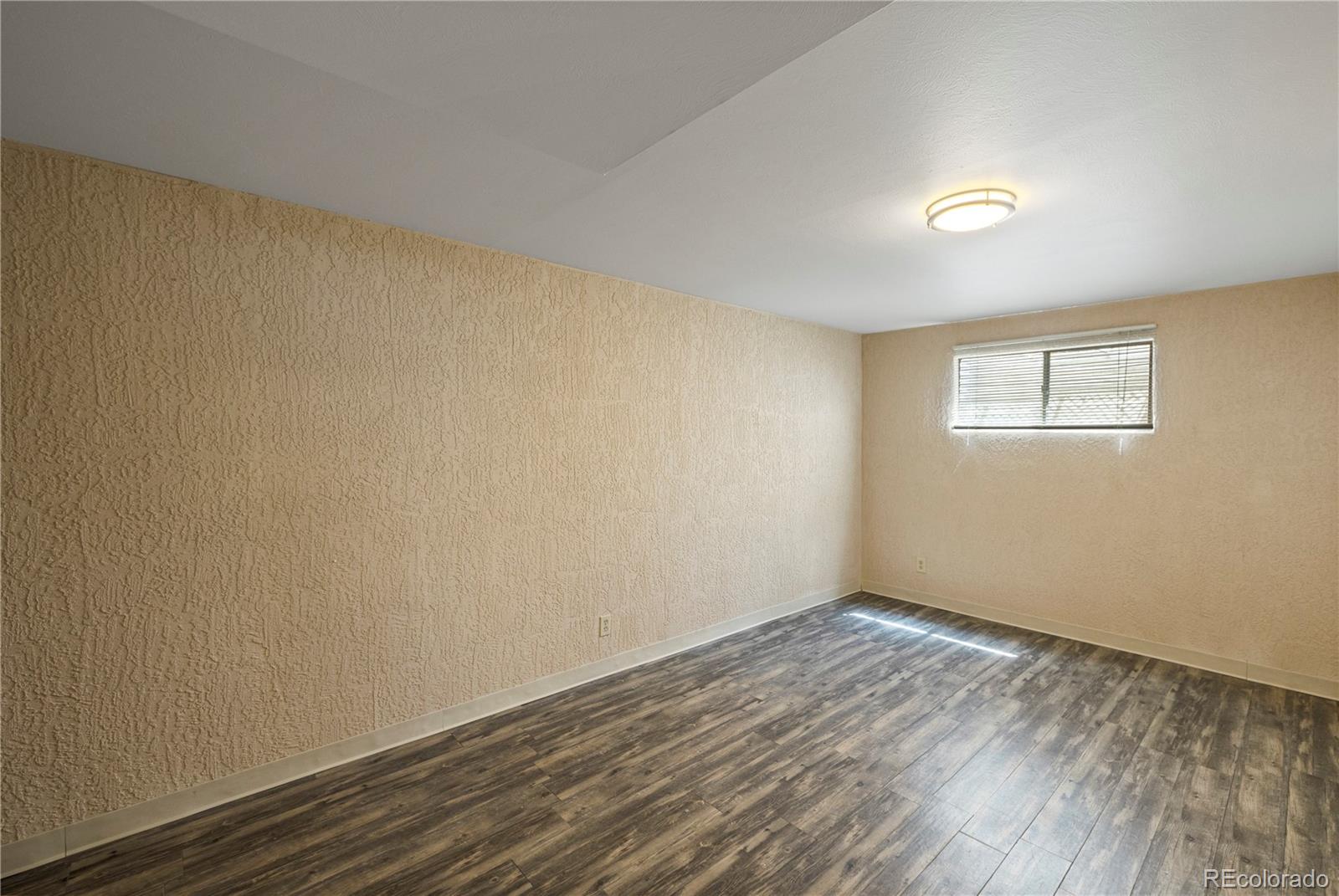 2850 Villa Loma Drive