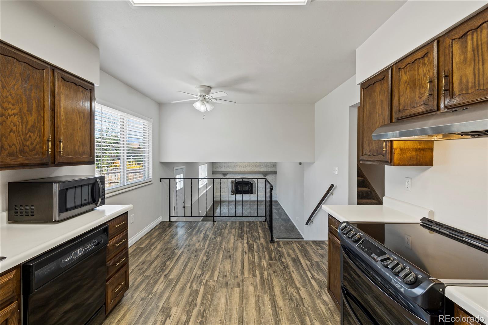 2850 Villa Loma Drive