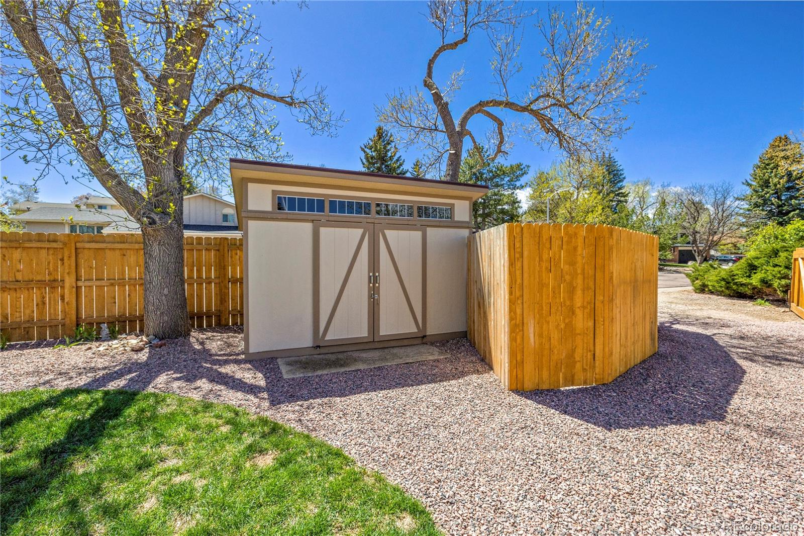 2850 Villa Loma Drive