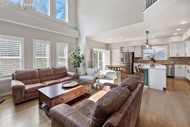 16093 Enchanted Peak Way