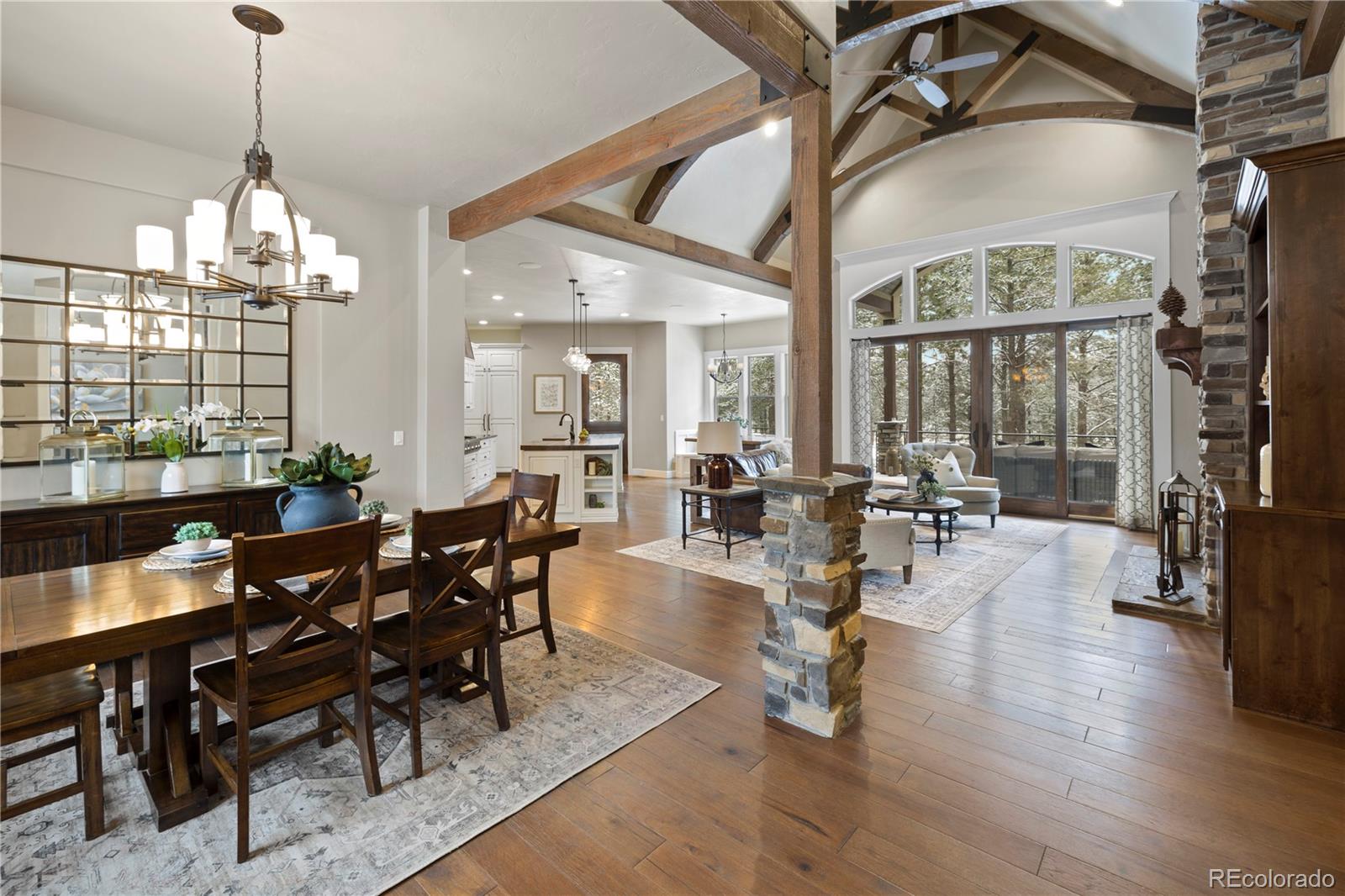 15304 Pole Pine Point