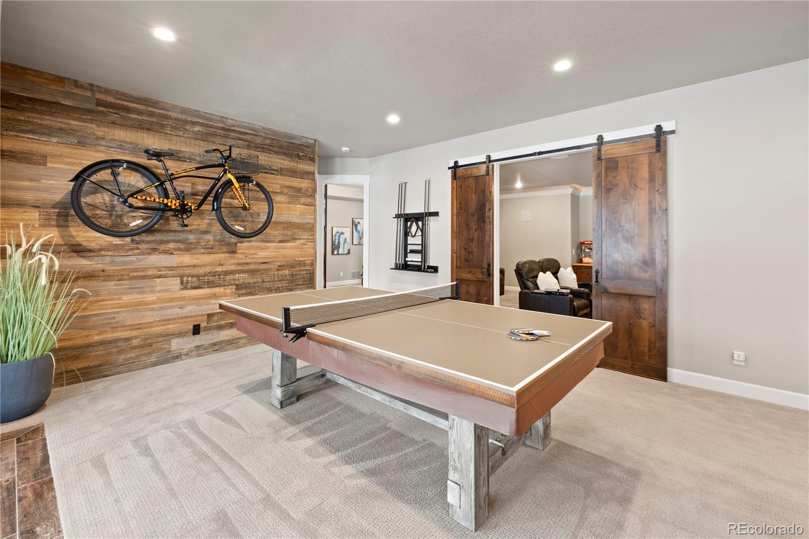 15304 Pole Pine Point