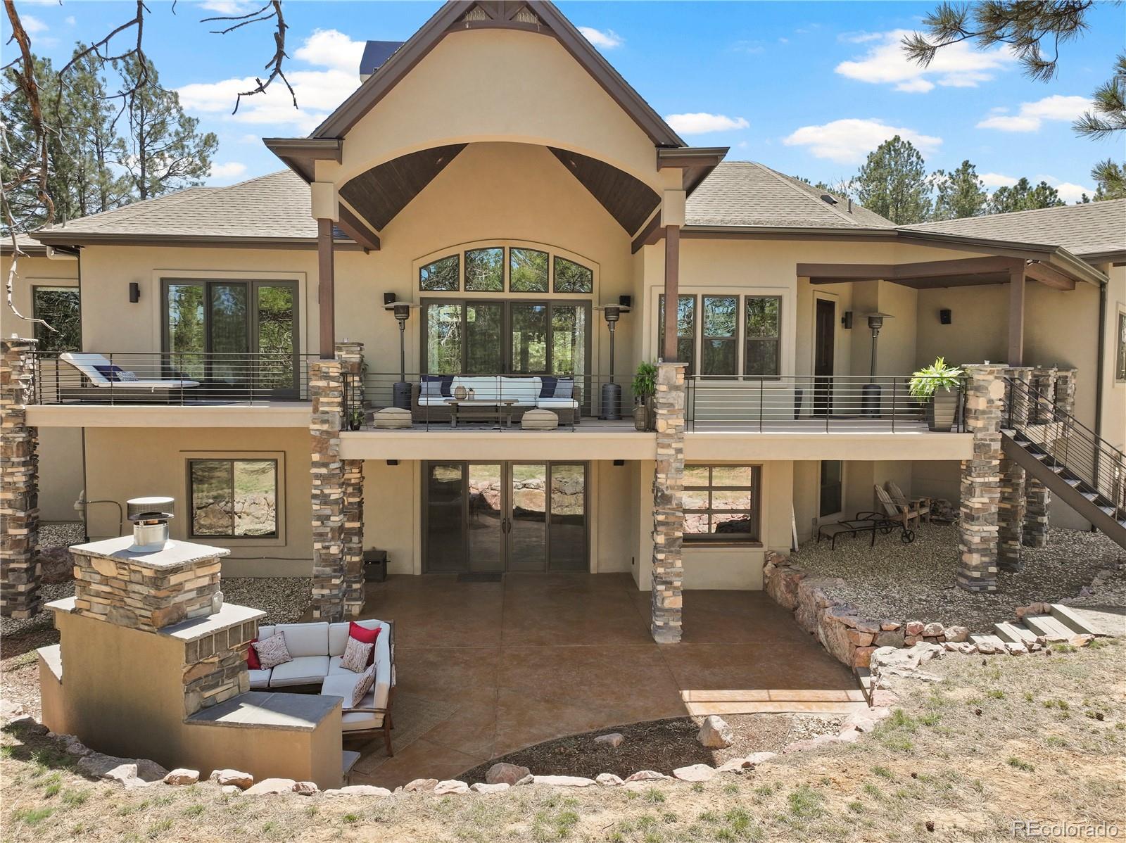 15304 Pole Pine Point