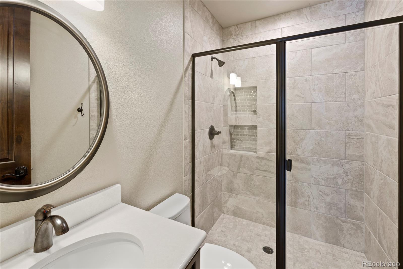 15304 Pole Pine Point