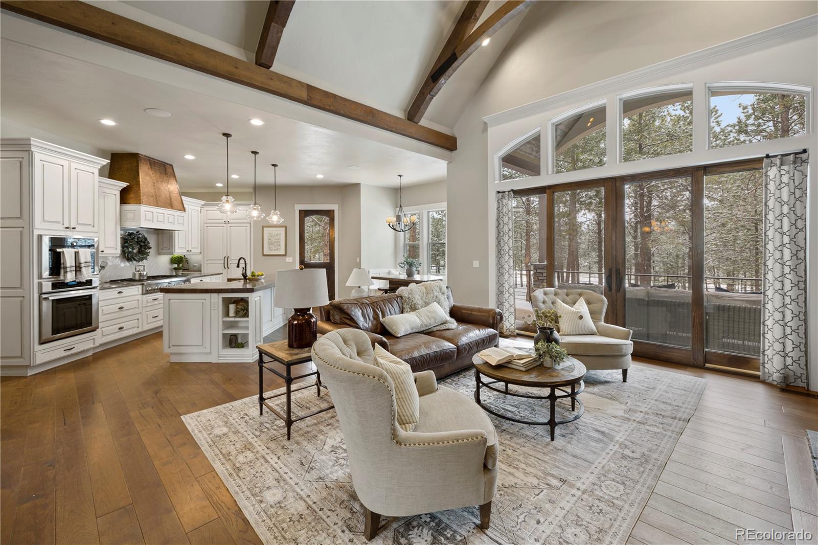 15304 Pole Pine Point