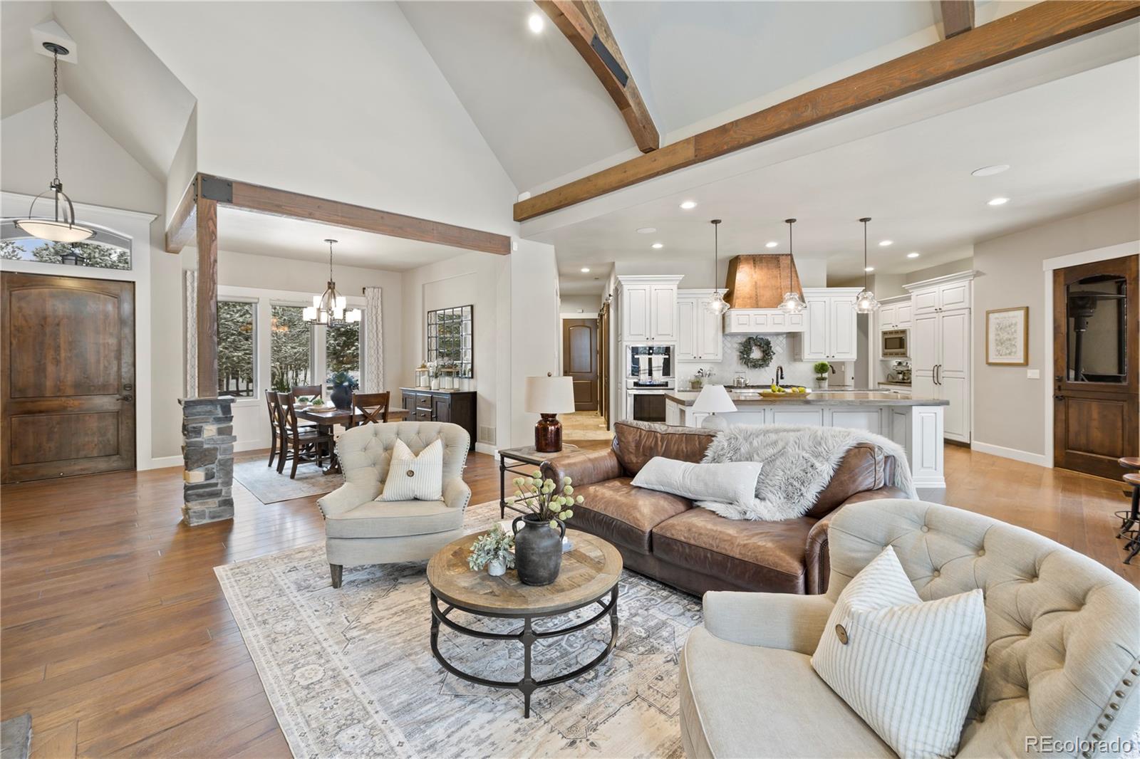 15304 Pole Pine Point