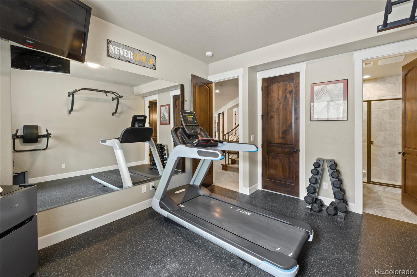 15304 Pole Pine Point