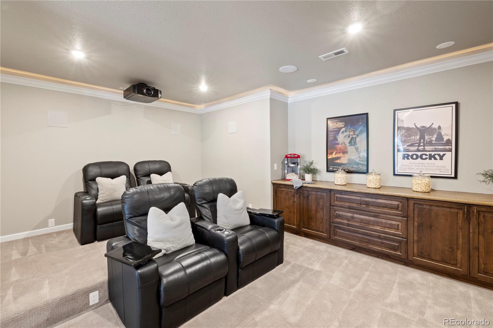 15304 Pole Pine Point