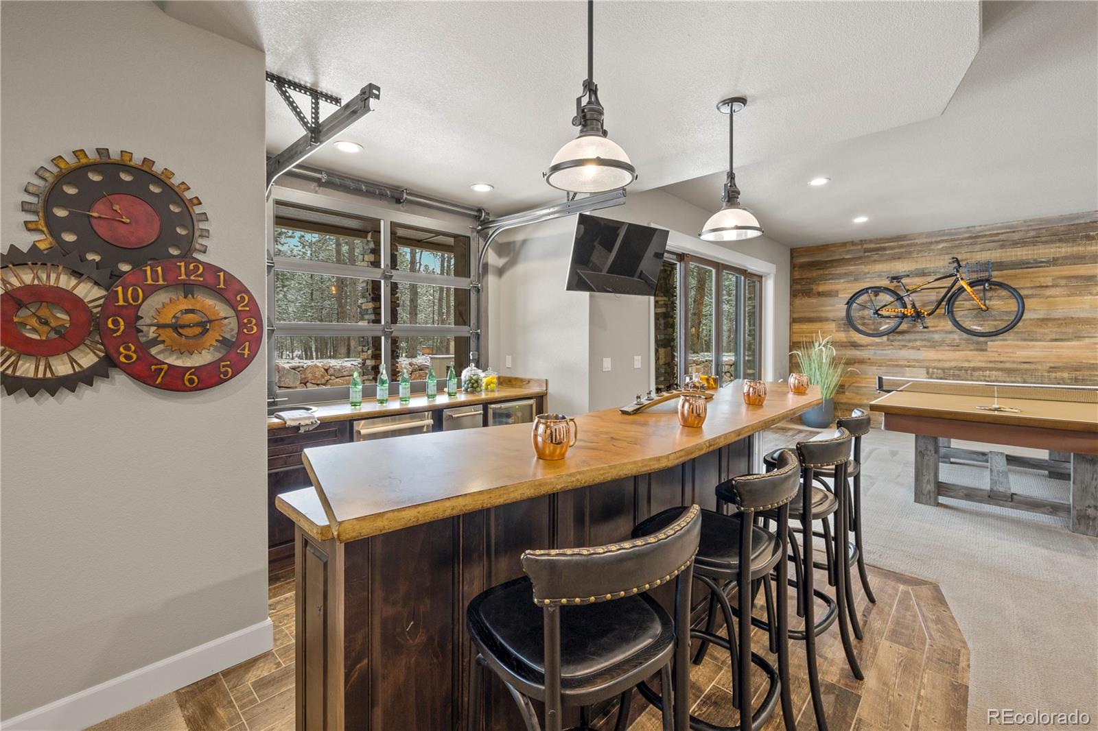 15304 Pole Pine Point