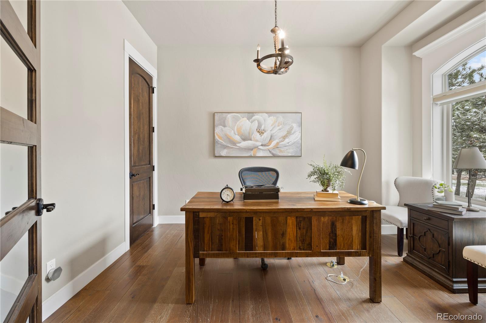 15304 Pole Pine Point