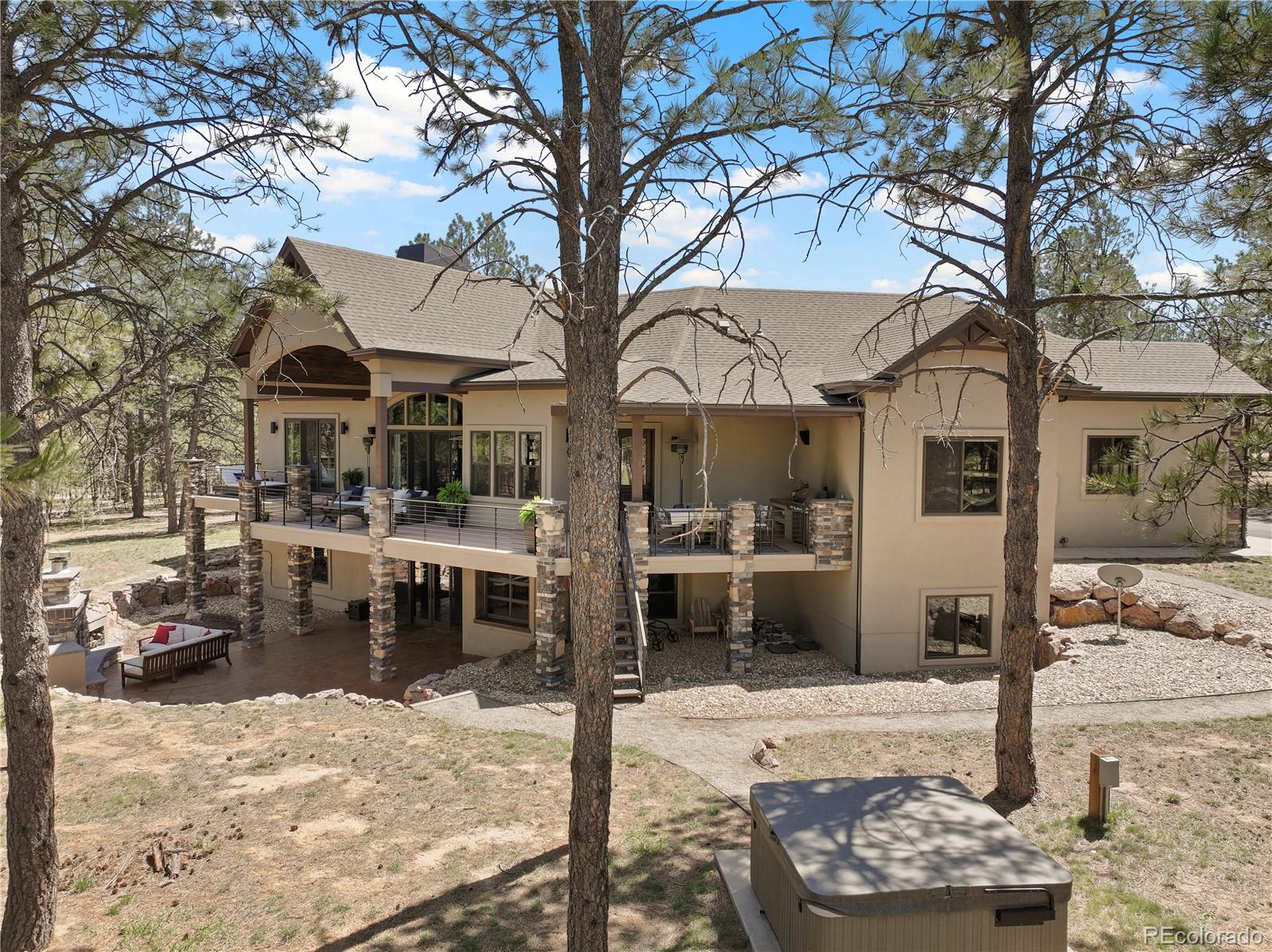 15304 Pole Pine Point