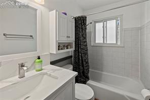 4872 Splendid Circle