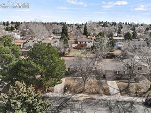 4872 Splendid Circle