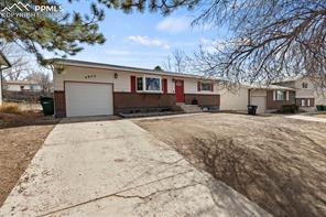 4872 Splendid Circle
