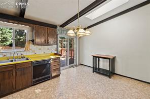 5735 Oslo Court