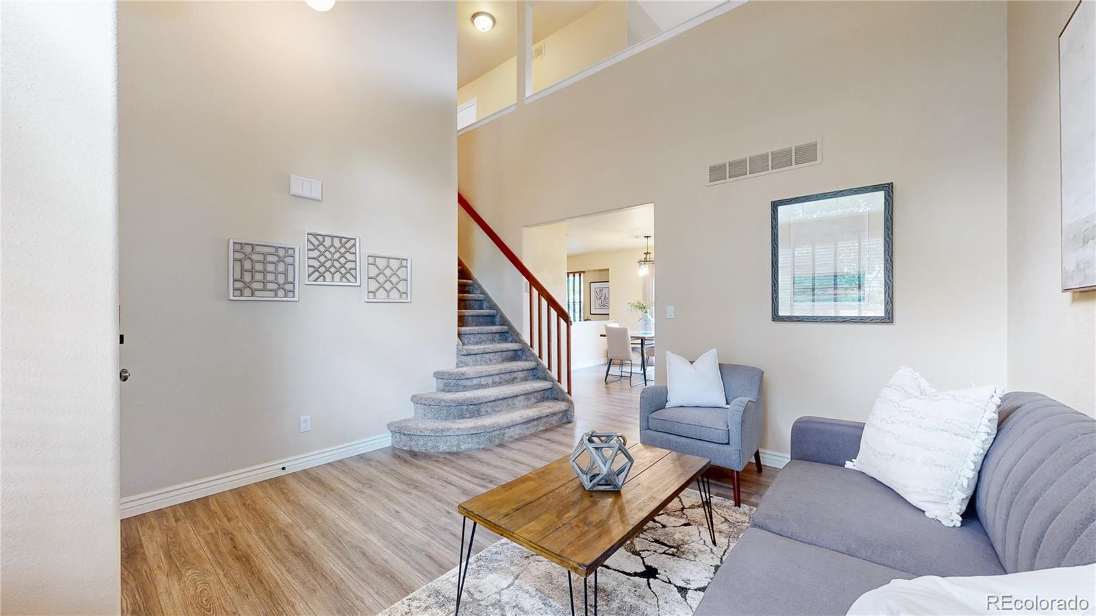 11301 Vernon Way