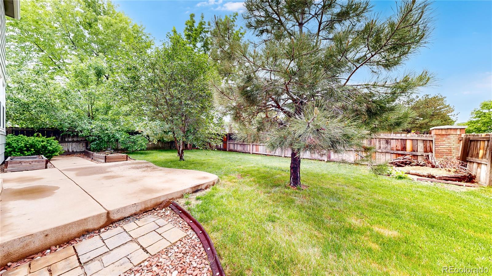11301 Vernon Way