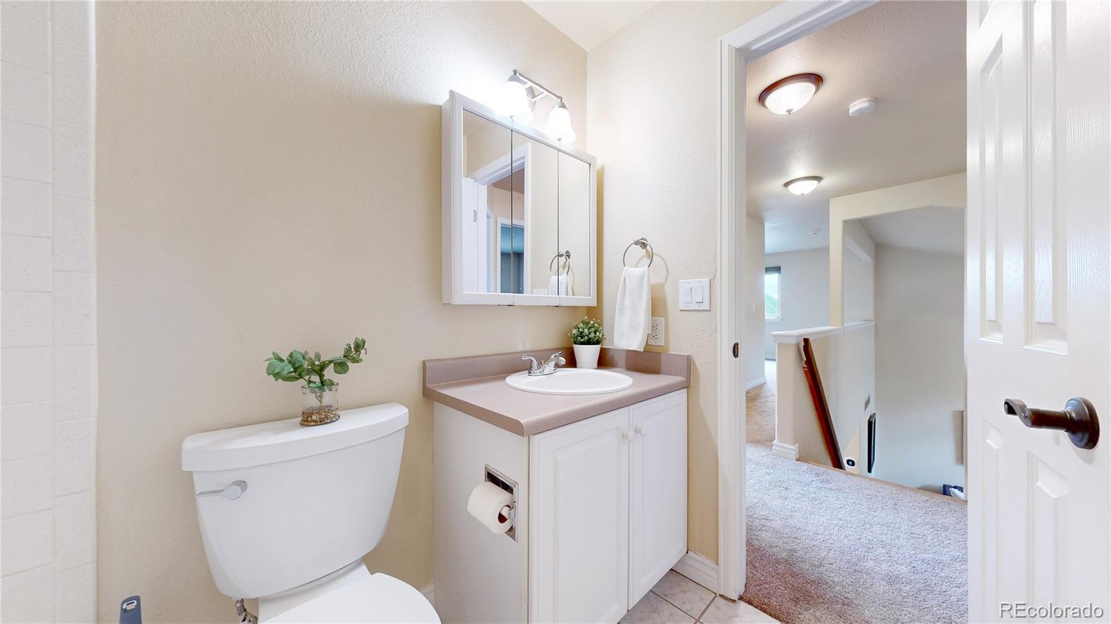 11301 Vernon Way