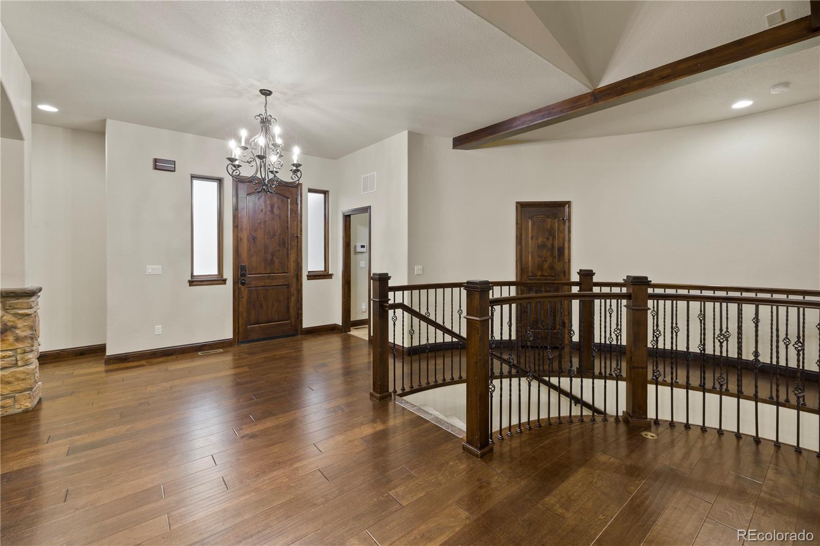 16104 Pole Pine Point