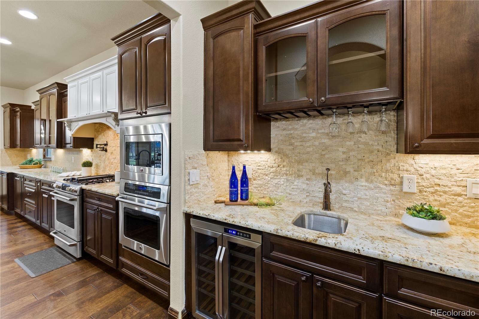 16104 Pole Pine Point