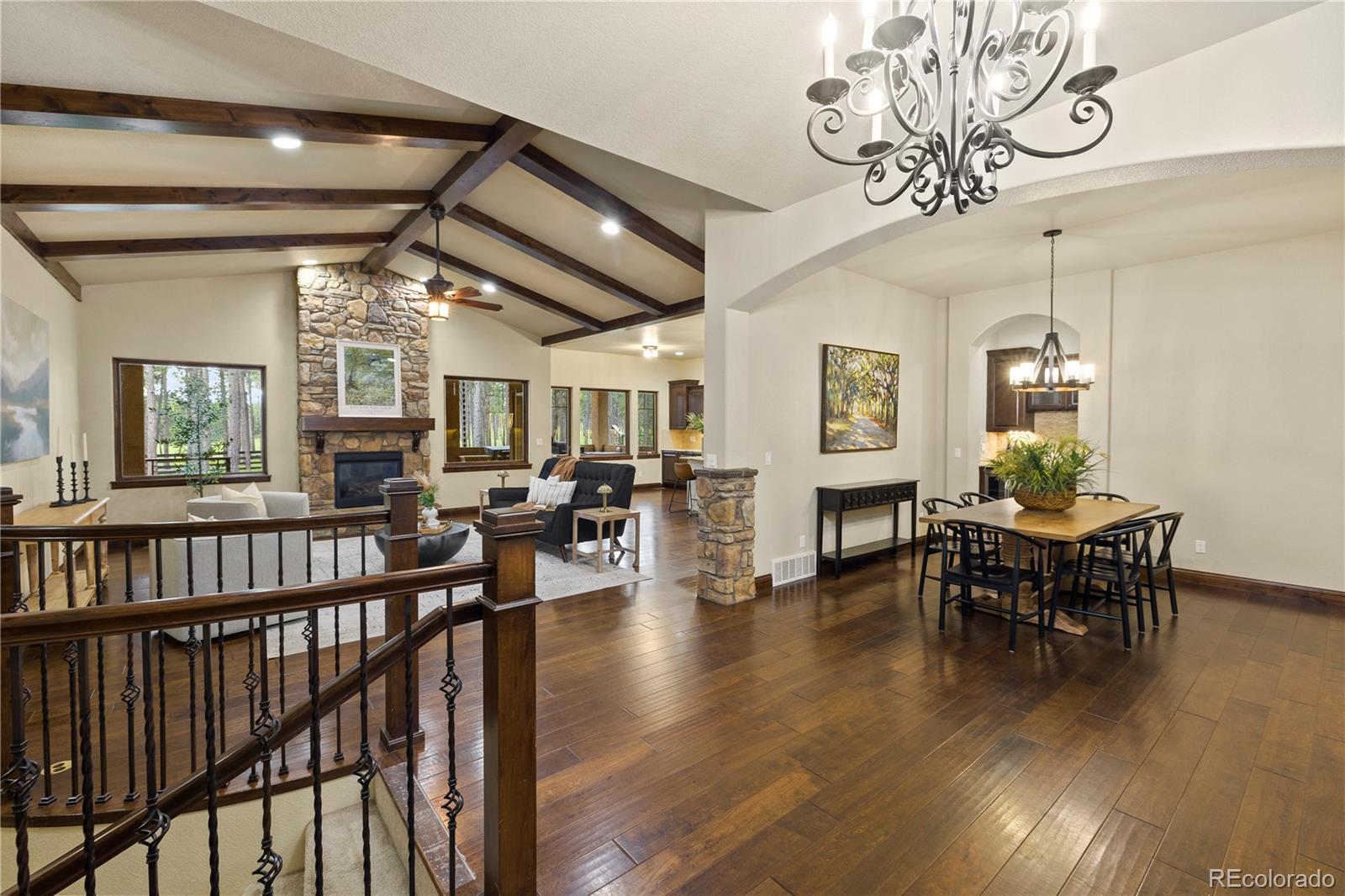 16104 Pole Pine Point