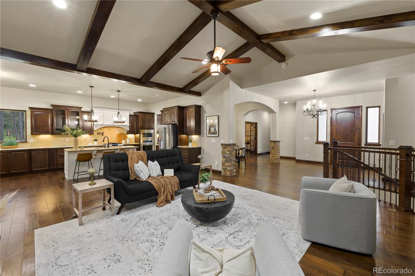 16104 Pole Pine Point