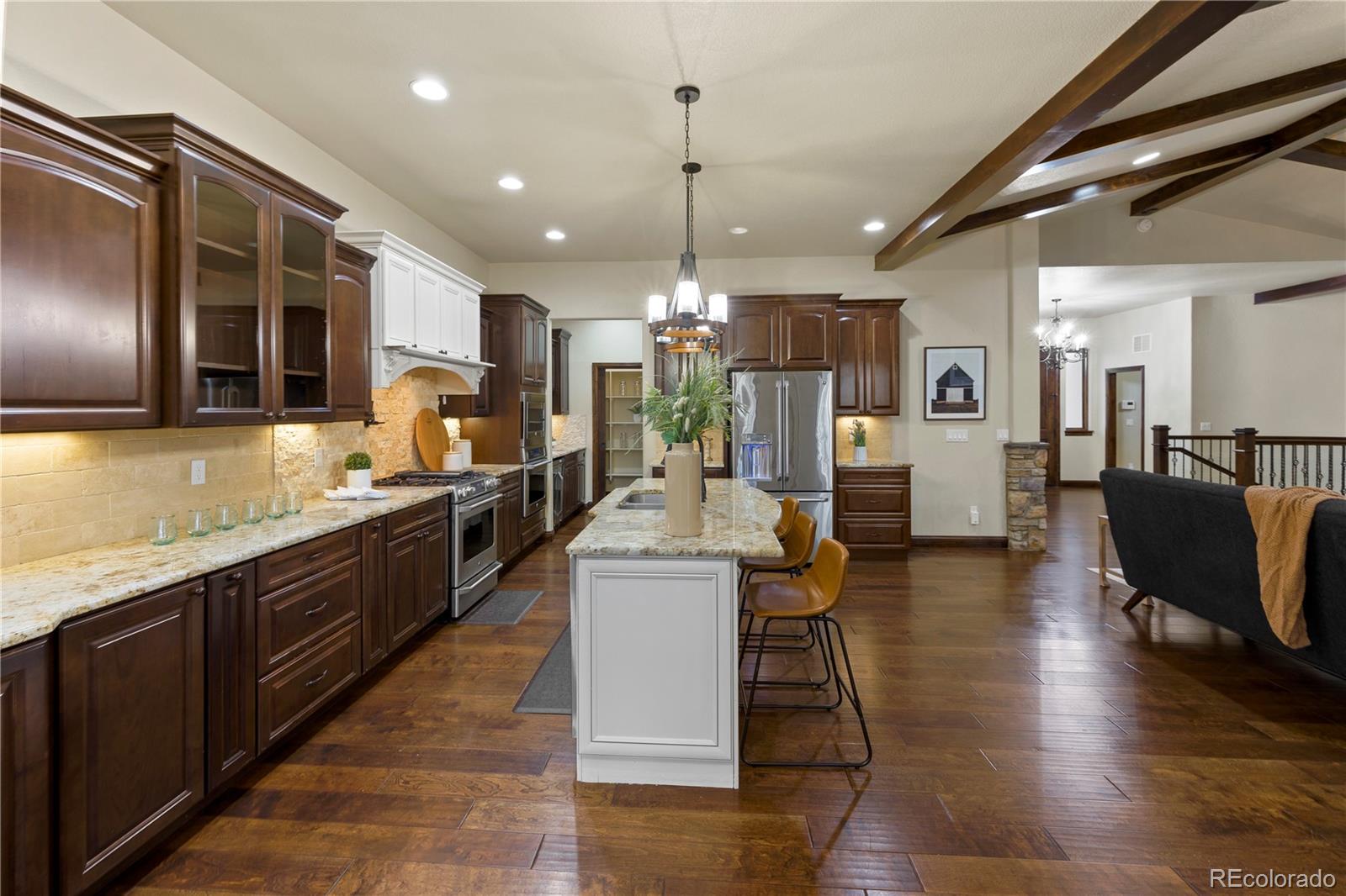 16104 Pole Pine Point