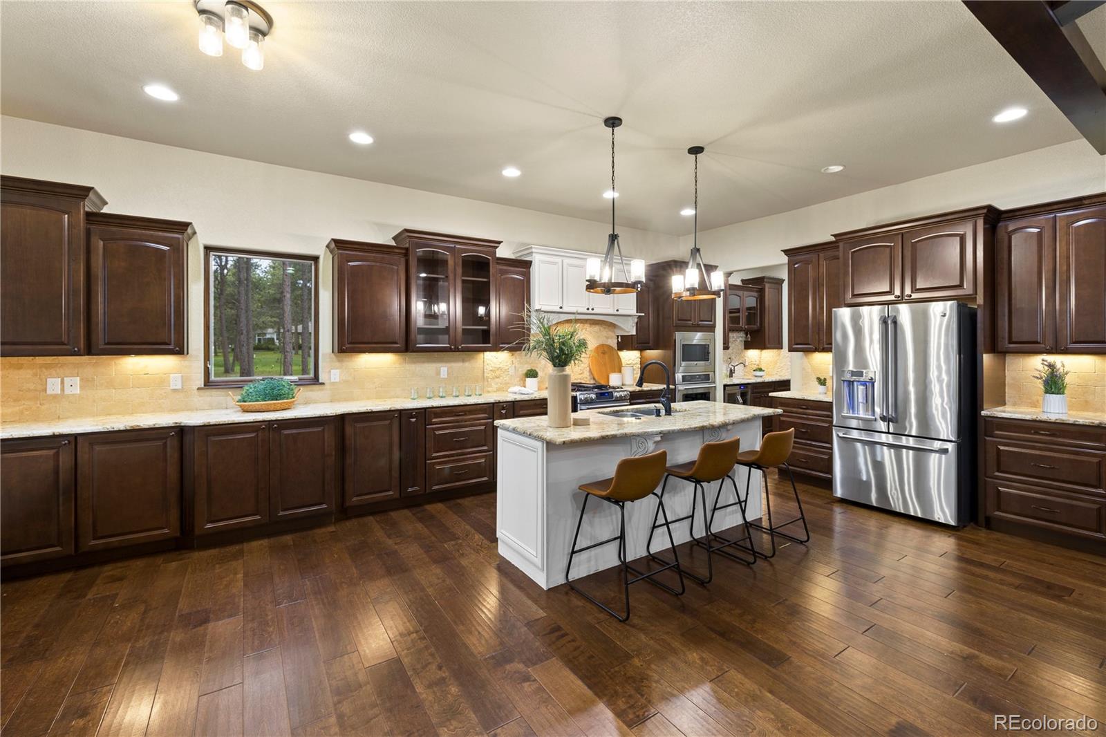 16104 Pole Pine Point