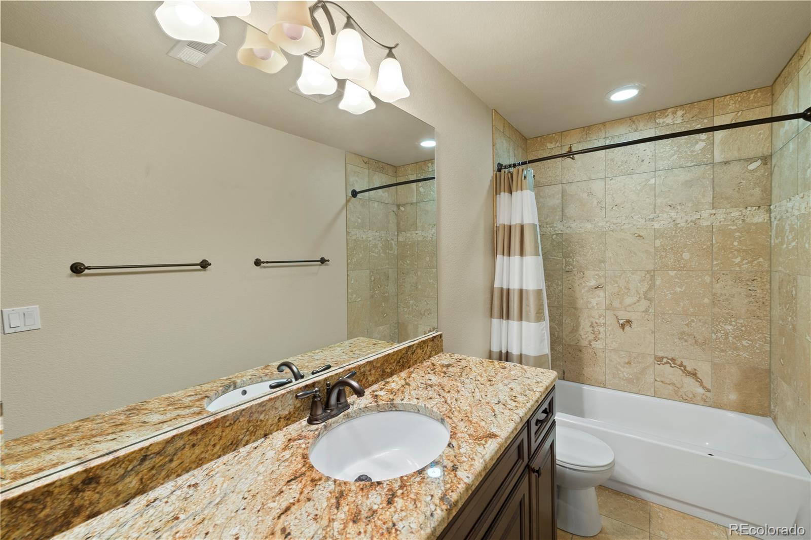 16104 Pole Pine Point