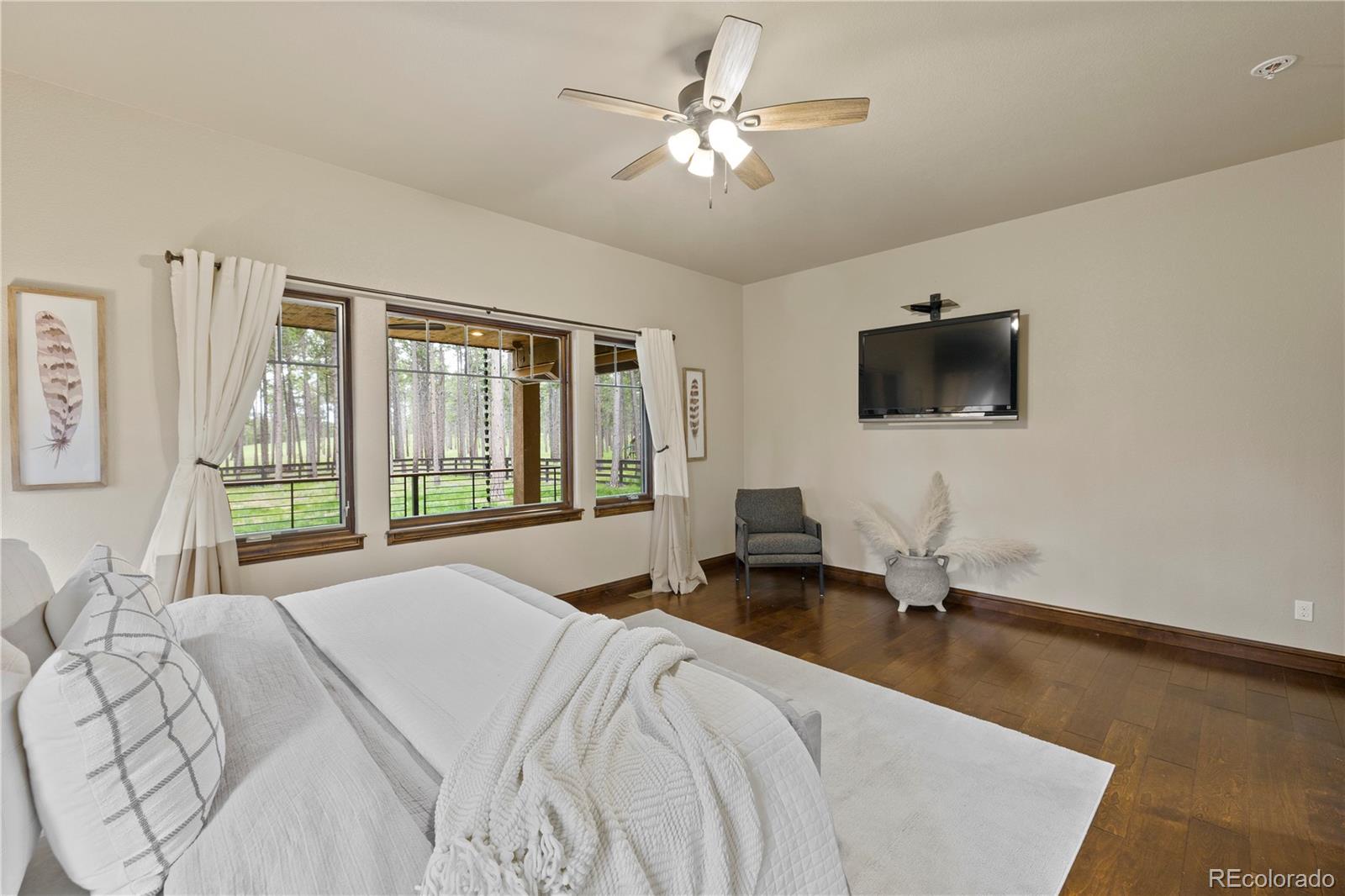 16104 Pole Pine Point