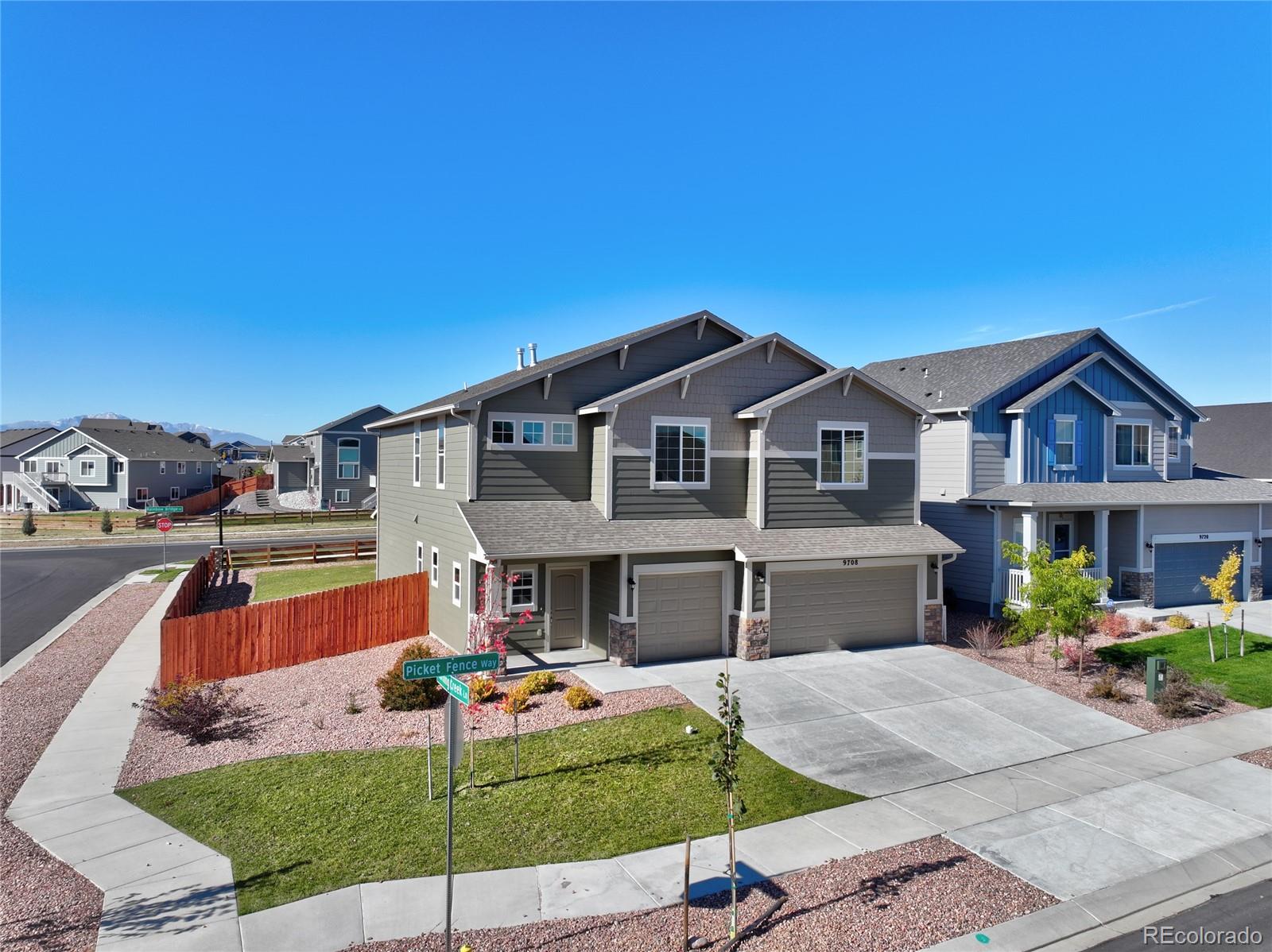 9708 Picket Fence Way